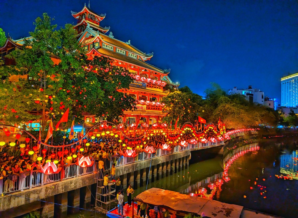 Lễ Phật Đản 2025 - Ngày Vesak thiêng liêng