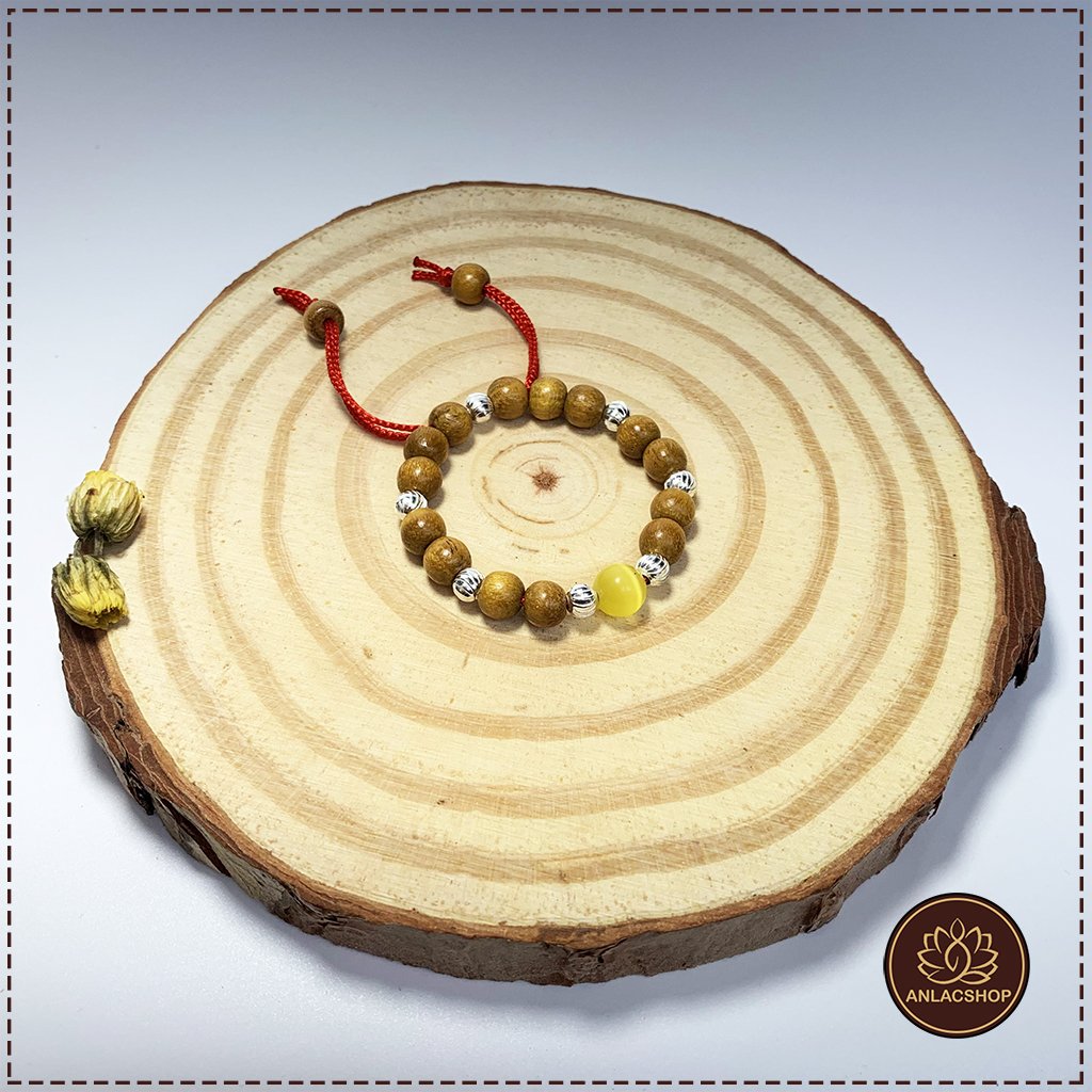 Vòng dâu tằm và phong thủy ngũ hành - Chọn màu đá nào hợp mệnh bé?