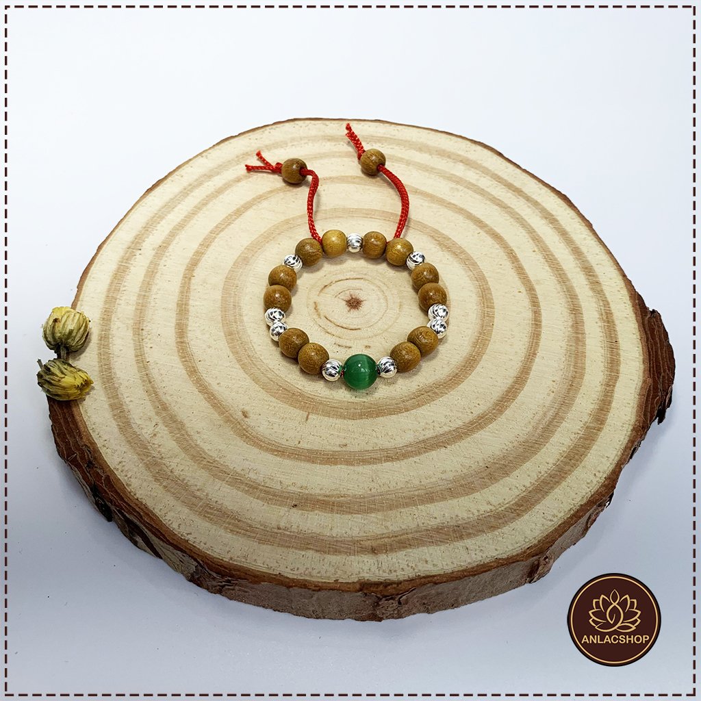 Vòng dâu tằm và phong thủy ngũ hành - Chọn màu đá nào hợp mệnh bé?